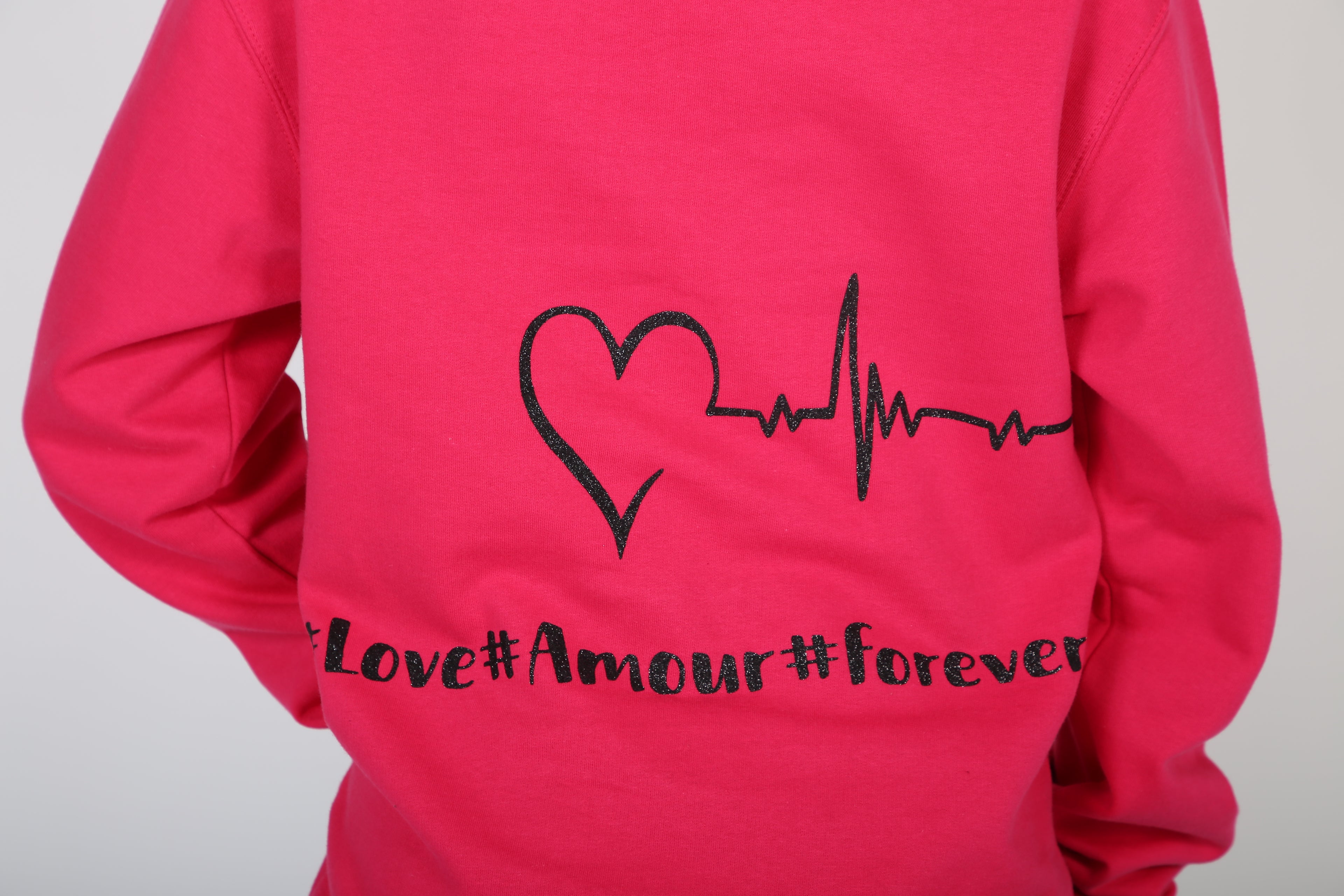 Sweat AMOUR fuchsia et noir pailleté